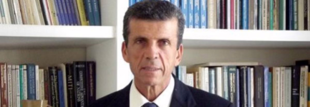Claudio Frischtak – Economista Defensor de Privatizações